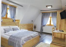 Rustic Inn River 4