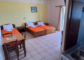 Michalis Studios & Aparntments 5