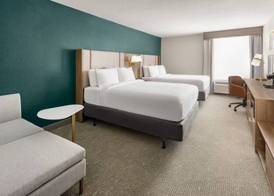 Holiday Inn & Suites COLUMBIA NE - FT JACKSON AREA by IHG 3