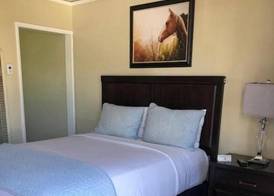 Rest Haven Motel 4
