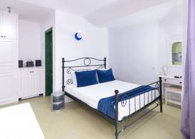 Avant Garde Suites 4
