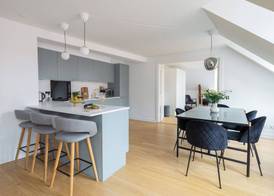 Leaves 6 - 2 Bdr Apt with shared roof terrace 3