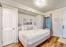 Carillon Beach Inn 4