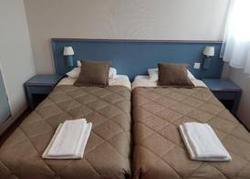 LOGIS - Hôtel & Restaurant le Grand Terre 3