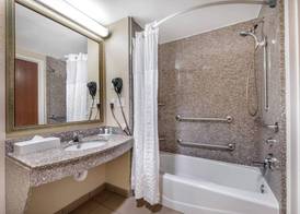 Comfort Suites Ocala North 4
