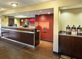 Red Roof Inn PLUS Washington DC - Oxon Hill 3