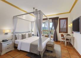 Lazy Lagoon, Baga A Lemon Tree Resort, Goa 2