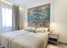 Kalamota Beach House 3