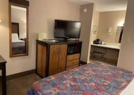 Lebo Inn 4