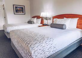 Austin's Chuckwagon Motel 4