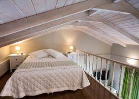 NV Seafront Studios AV Properties 4