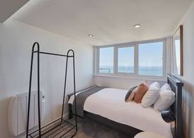 Host & Stay - Penthouse Pier View 5