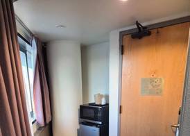 Alex Hotel and Suites Anchorage Airport 4