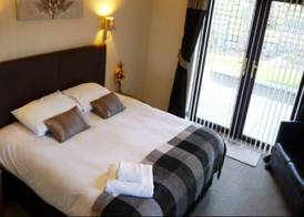 Ban Car Hotel 4