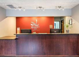 Quality Inn Downtown Convention Center 2