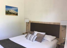 Logis Hôtel & Spa Déjeunez Sous L'Arbre 5