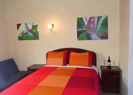 La Casa Amarilla 3