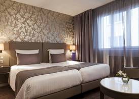 Timhotel Opéra Blanche Fontaine 5
