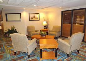 Wingate by Wyndham Lima 5