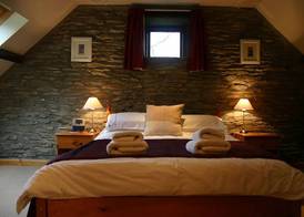 Troedyrhiw Bed & Breakfast 3