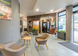 B&B HOTEL Cholet Sud 5