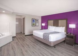 La Quinta by Wyndham Effingham 5