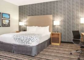 La Quinta by Wyndham Buffalo Amherst 5