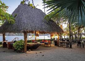 Isla Chiquita Glamping Hotel 2