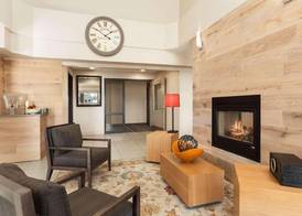 Country Inn & Suites by Radisson, Eagan, MN 2