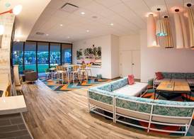 Beachside Hotel & Suites Cocoa Beach - Port Canaveral 5