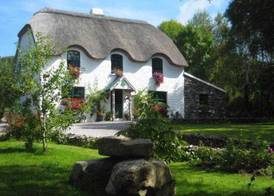 Lissyclearig Thatched Cottage 4