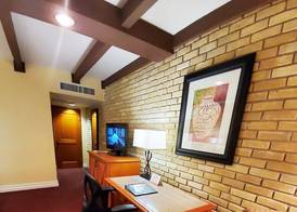 La Posada Hotel 4