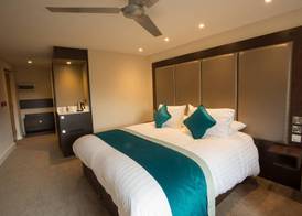 Burton Hotel 4
