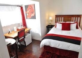 5th Avenue Gooseberry Guest House 4