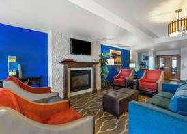 Comfort Suites Redding - Shasta Lake 5