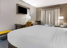 Comfort Inn & Suites Shelbyville 5