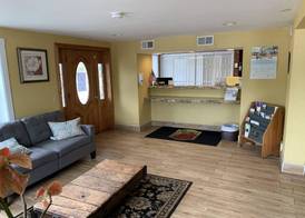 Super 8 by Wyndham Sturbridge 4