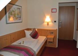 AKZENT Hotel Am Bach, Hoteleingang über Bohnmühlgasse 5 2