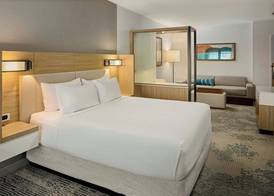 SpringHill Suites by Marriott High Point Downtown 4