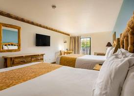 Grand Bear Resort at Starved Rock 4