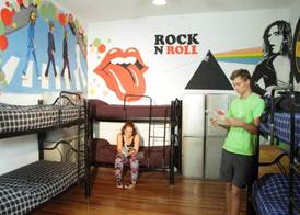 Play Hostel Soho 4