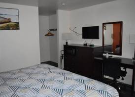 PLYMOUTH MOTOR LODGE 2