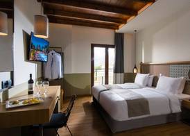 Petousis Hotel & Suites 4