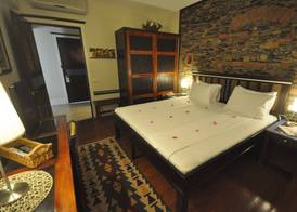 El Vino Hotel & Suites 5