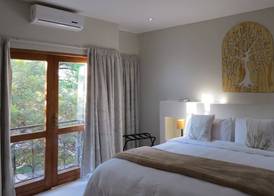 Dunton Guest House 2