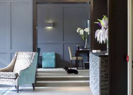 The Lodge Hotel - Putney 2