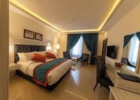 Petra Canyon Hotel 2