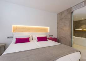 One Ibiza Suites 3