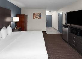 Baymont by Wyndham Chester IL 5