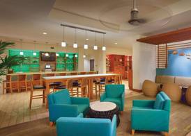Hyatt Place Waikiki Beach 5